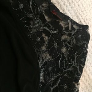 Women’s Lace Top Gathered Black Dress